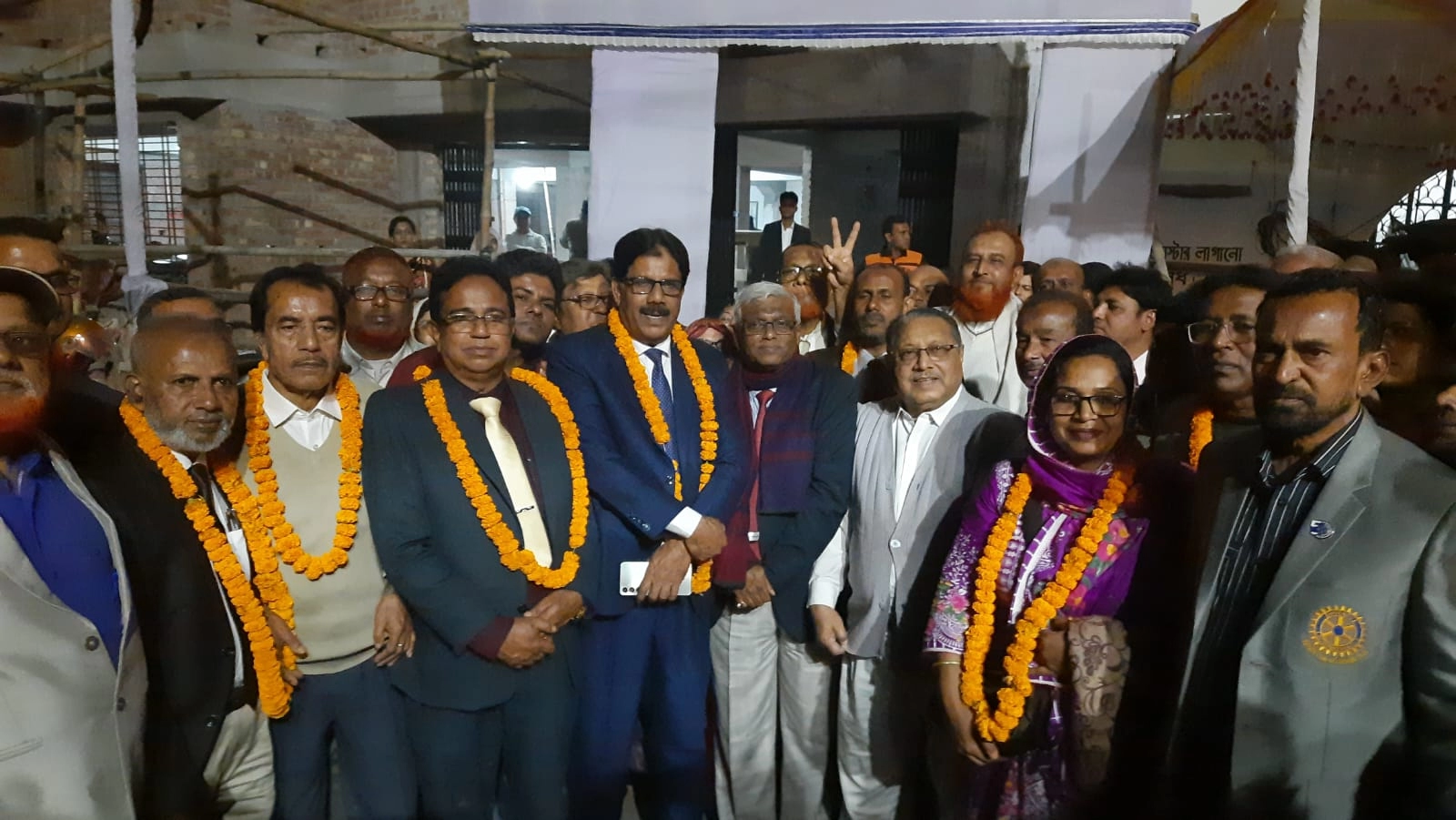 যশোর জেলা আইনজীবী সমিতির নির্বাচনে বিজয়ী নেতৃবৃন্দ | গ্রামের কাগজ