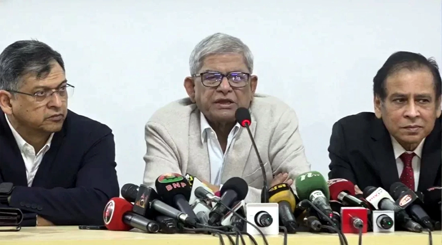 গুলশানে বিএনপি চেয়ারপারসনের কার্যালয়ে সংবাদ সম্মেলনে কথা বলছেন দলটির মহাসচিব মির্জা ফখরুল ইসলাম আলমগীর  ¦ ছবি: সংগৃহীত