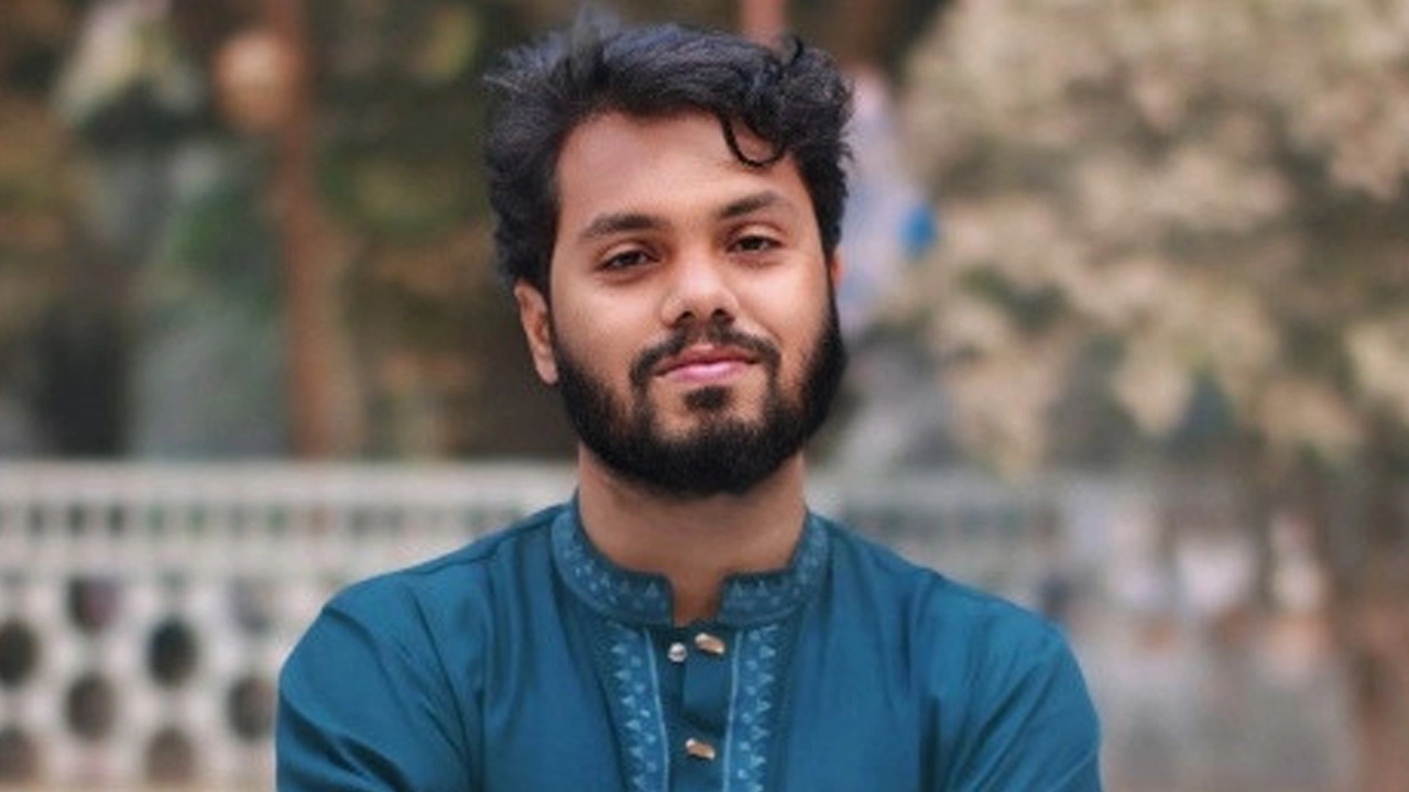 হাদির বাম কানের নিচে গুলিবিদ্ধ, অবস্থা আশঙ্কাজনক ¦ ফাইল ফটো