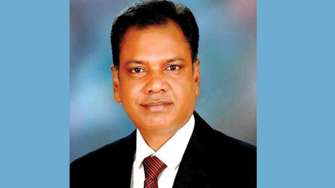 সাতকানিয়া উপজেলা পরিষদের সাবেক ভাইস চেয়ারম্যান গ্রেপ্তার ¦ ছবি: প্রতিনিধি