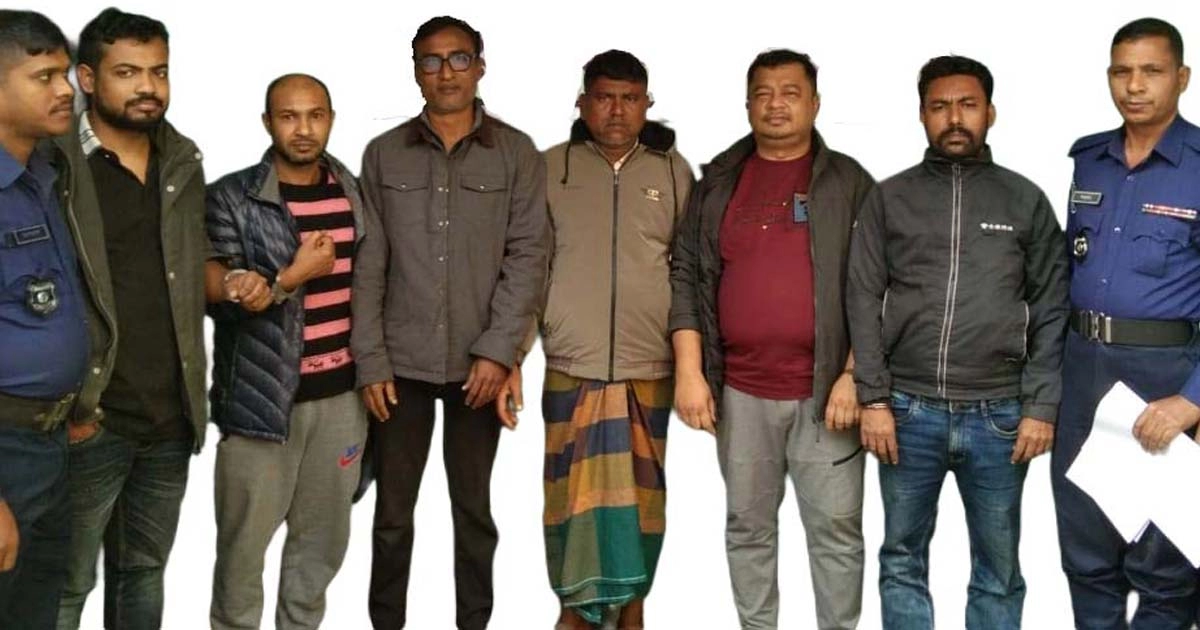 নাশকতার অভিযোগে দুটি মামলায় ৬ জন আটক । ছবি-গ্রামের কাগজ