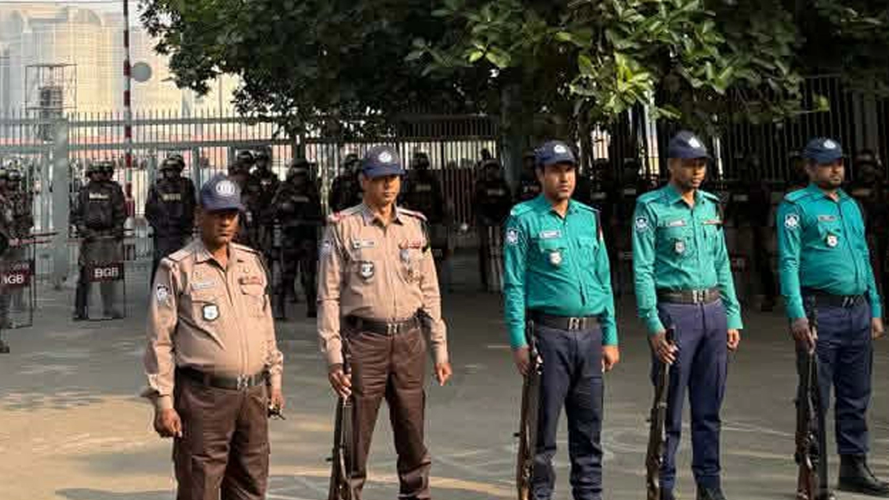 হাদির জানাজা ঘিরে কড়া নিরাপত্তা, থাকছে ১ হাজার বডি ওর্ন ক্যামেরা