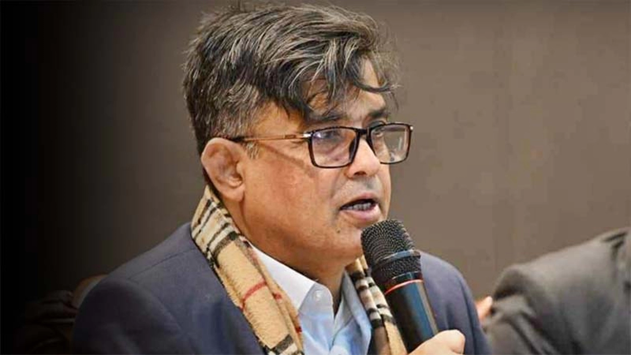 অন্তর্বর্তী সরকারের প্রধান উপদেষ্টার প্রেস সচিব শফিকুল আলম