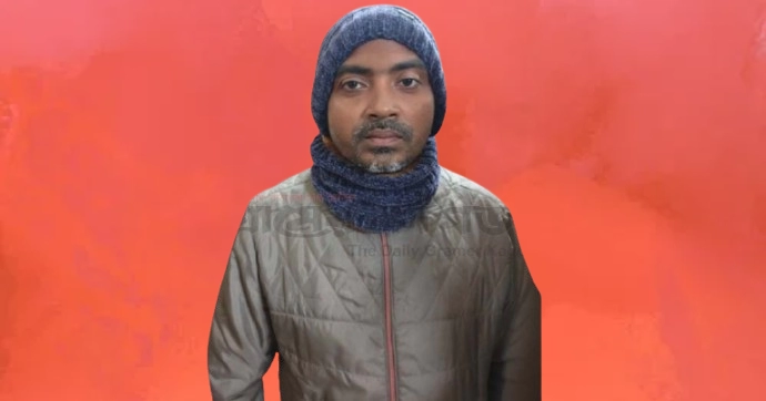 জেলা ছাত্রলীগের সাবেক সহসভাপতি রফিকুল ইসলাম । ছবি-গ্রামের কাগজ