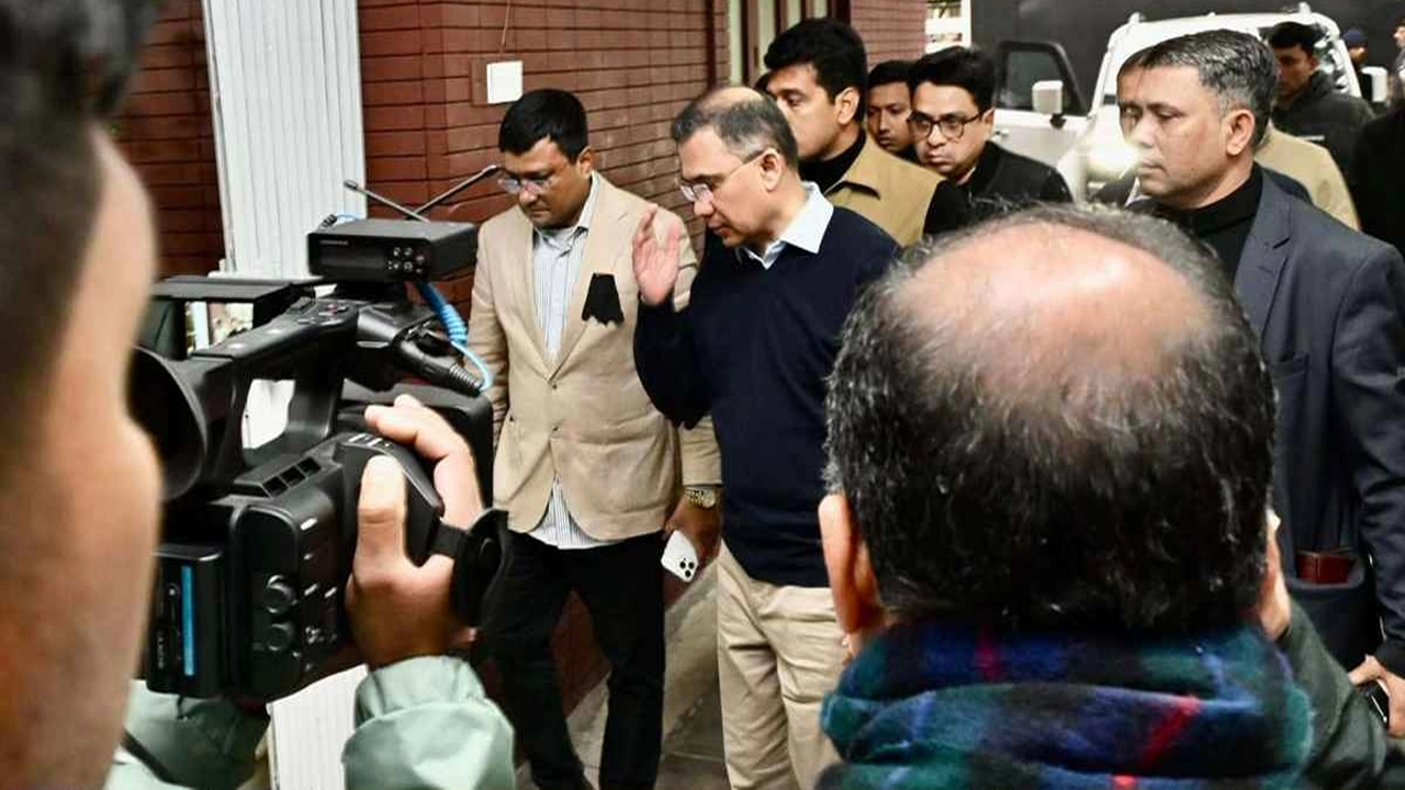 বিএনপির স্থায়ী কমিটির বৈঠকে তারেক রহমান ¦ ছবি: ঢাকা মেইল