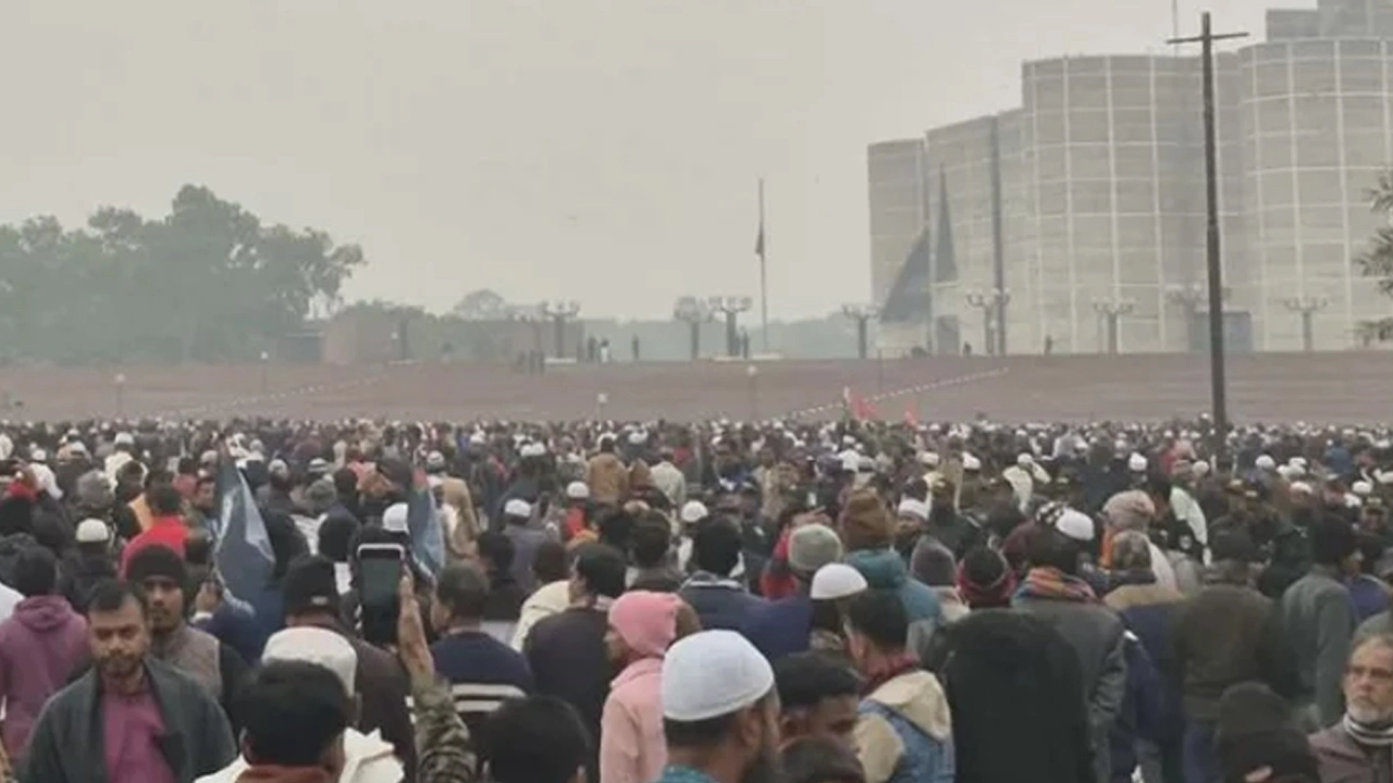 খালেদা জিয়ার জানাজা : খুলে দেওয়া হলো জাতীয় সংসদের দক্ষিণ প্লাজার প্রবেশ পথ