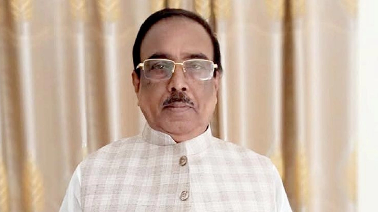 ফরিদপুরে ডিবির হাতে আ. লীগ নেতা ফারুকুজ্জামান গ্রেফতার