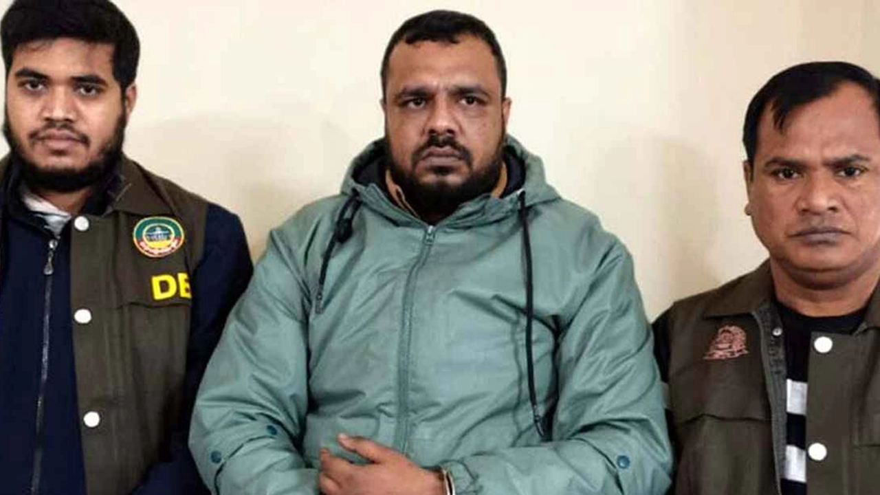 রংপুরের শীর্ষ সন্ত্রাসী মেরিল সুমন গ্রেফতার