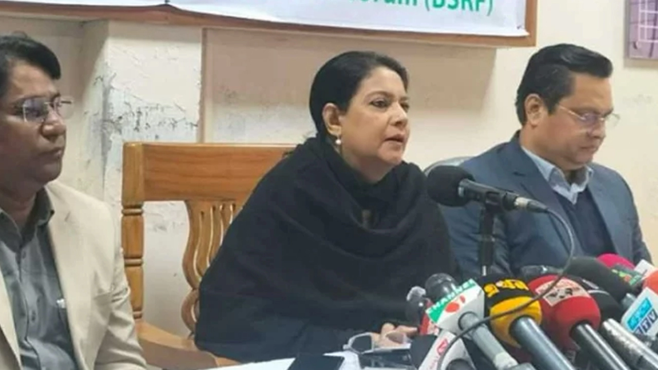 সচিবালয়ে গণমাধ্যম কেন্দ্র ‘বিএসআরএফ মতবিনিময়’ অনুষ্ঠানে তথ্য ও সম্প্রচার উপদেষ্টা সৈয়দা রিজওয়ানা হাসান ¦ ছবি: সংগৃহীত