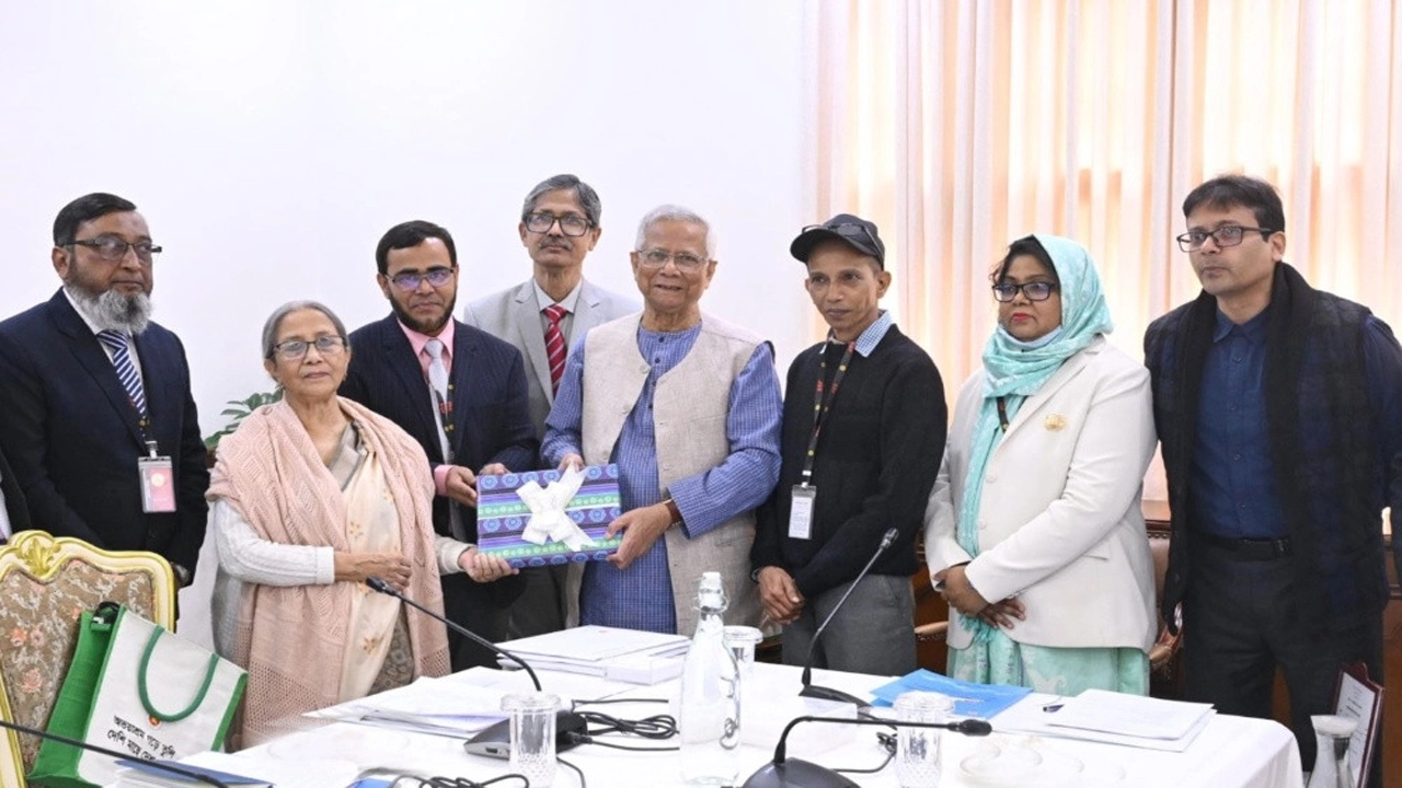 গভীর সমুদ্রে গবেষণা ও সমস্যা চিহ্নিত করতে গুরুত্বারোপ প্রধান উপদেষ্টার ¦ ছবি : প্রেস উইং