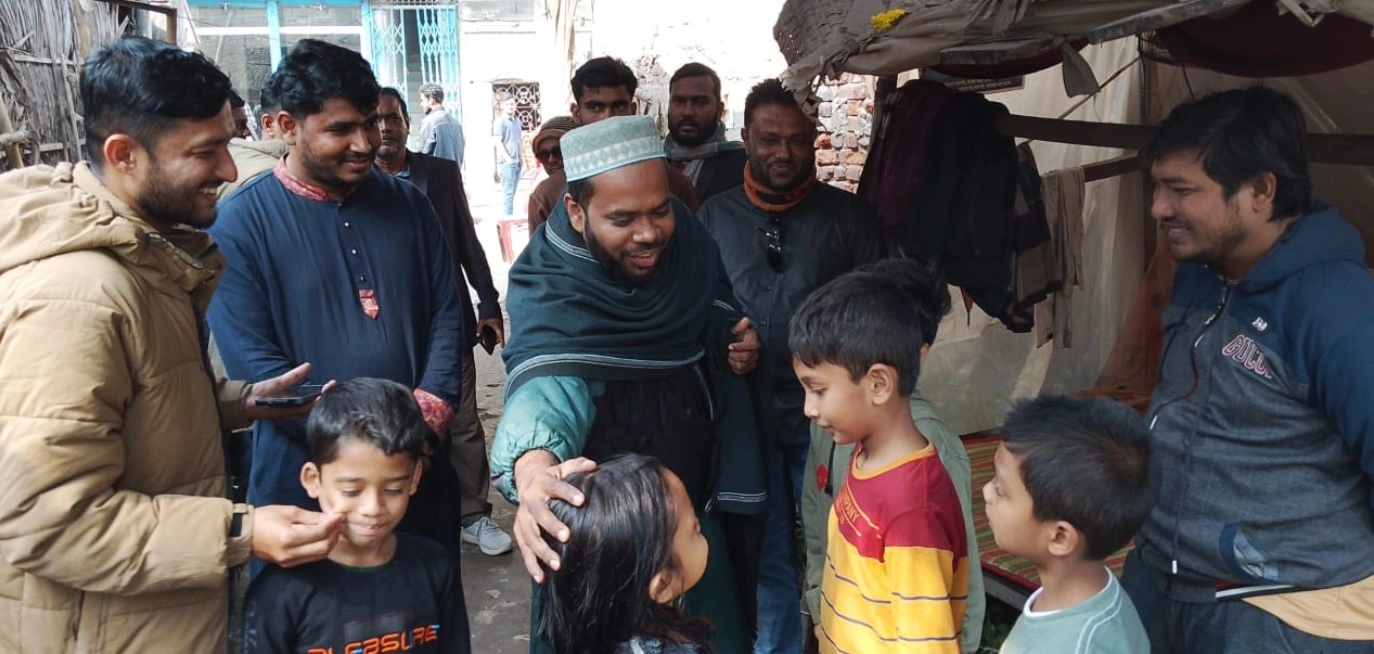 মোংলা-রামপালে প্রচারণা চালিয়েছেন জাতীয় নাগরিক পার্টির (এনসিপি) মনোনীত সংসদ সদস্য প্রার্থী মোল্লা রহমাতুল্লাহ । ছবি-গ্রামের কাগজ