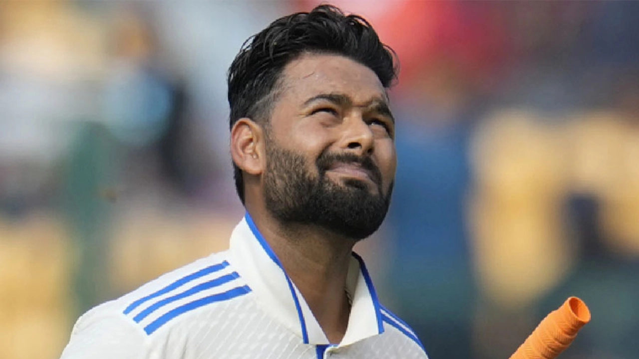 নিউজিল্যান্ড ওয়ানডে সিরিজে ছিটকে গেলেন ঋষভ পান্ত