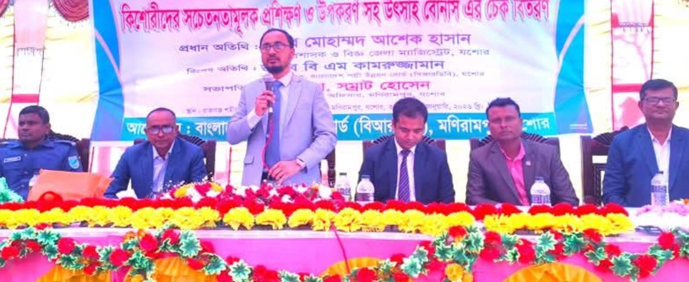 জেলা প্রশাসক মোহাম্মদ আশেক হাসান । ছবি-প্রতিনিধি