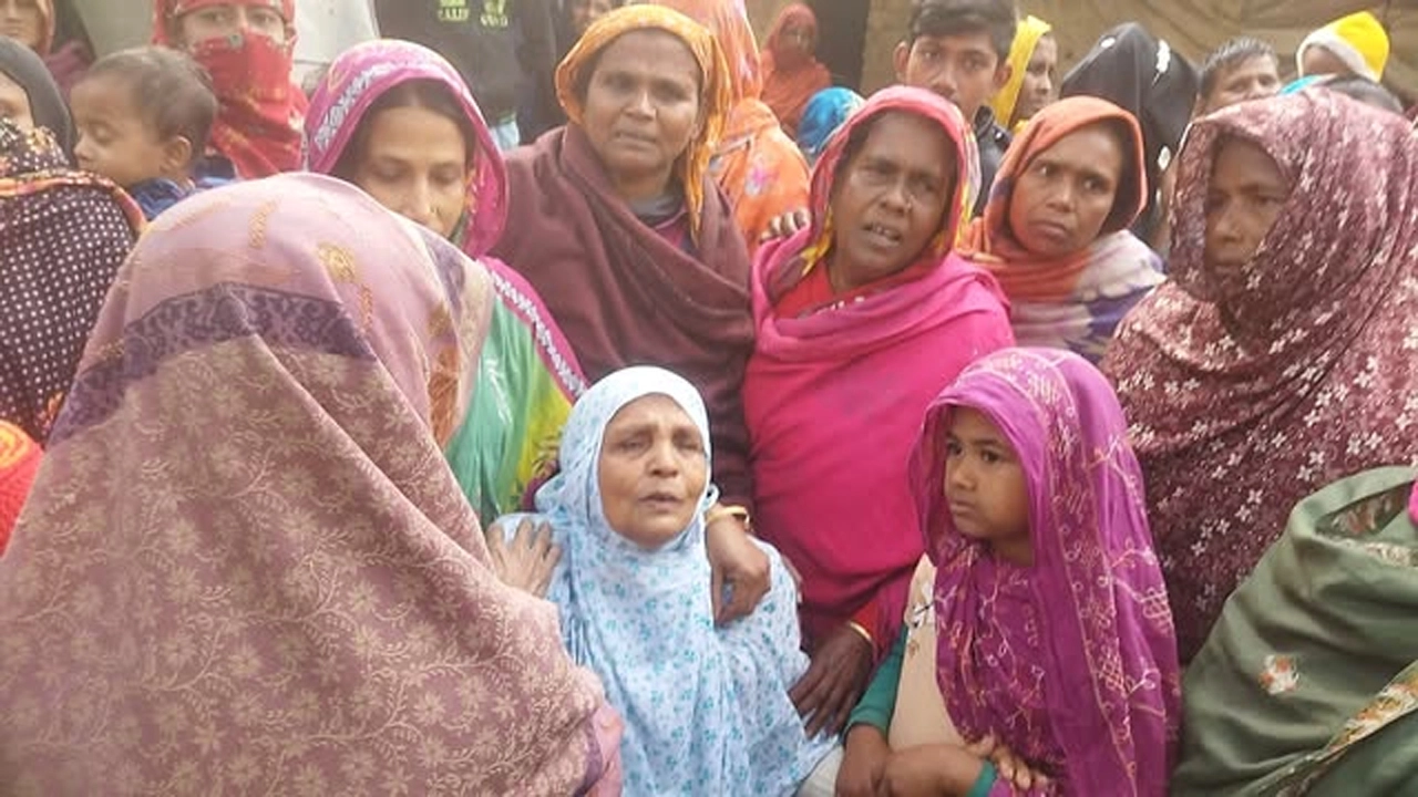 রাজগঞ্জে কৃষকের ঝুলন্ত লাশ উদ্ধার ¦ ছবি: প্রতিনিধি