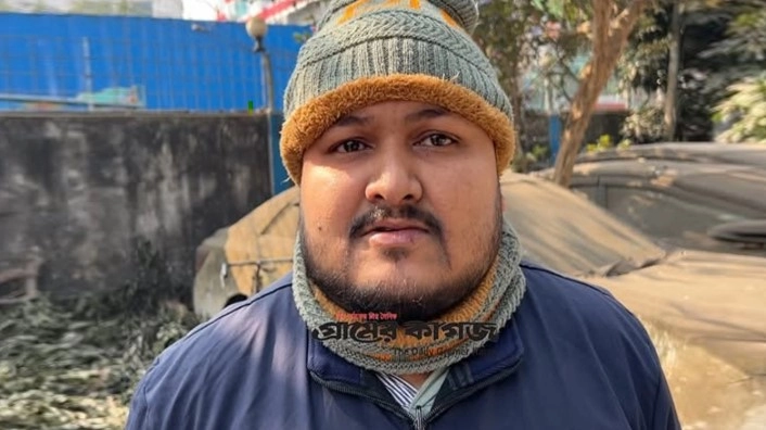 যশোরে গণপিটুনিতে মৃত্যুর ঘটনায় চুরি হওয়া দোকানের মালিক আরাফাত । ছবি-গ্রামের কাগজ