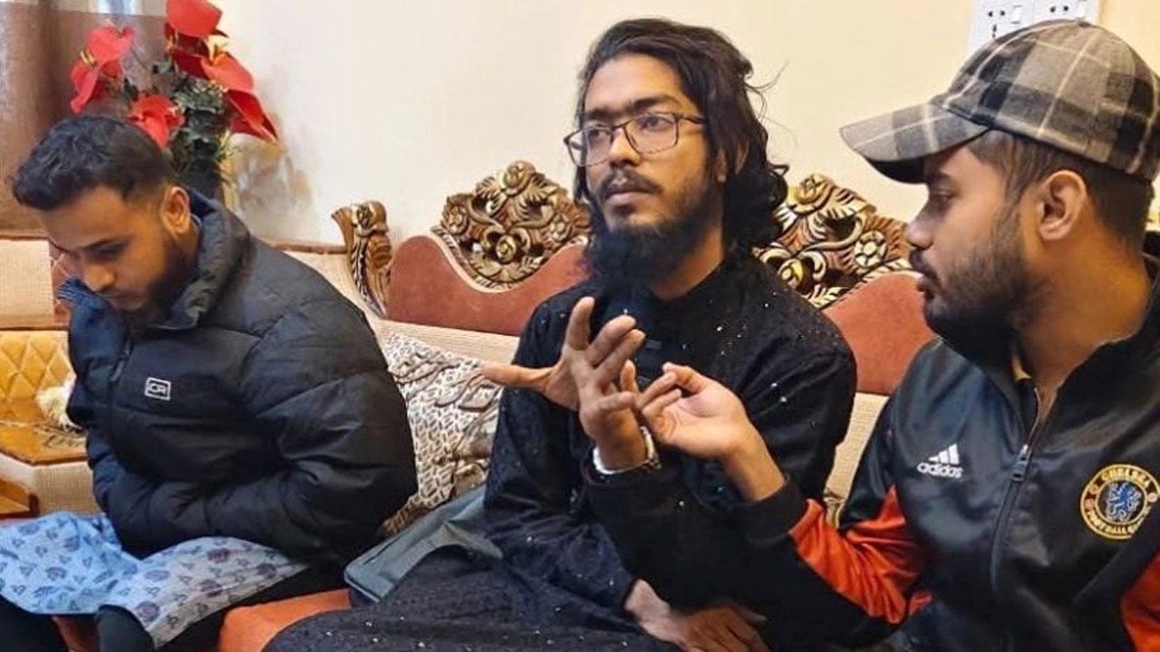 এনসিপি পরিচয়ে ২০ লাখ টাকা চাঁদা দাবি, আটক ৩