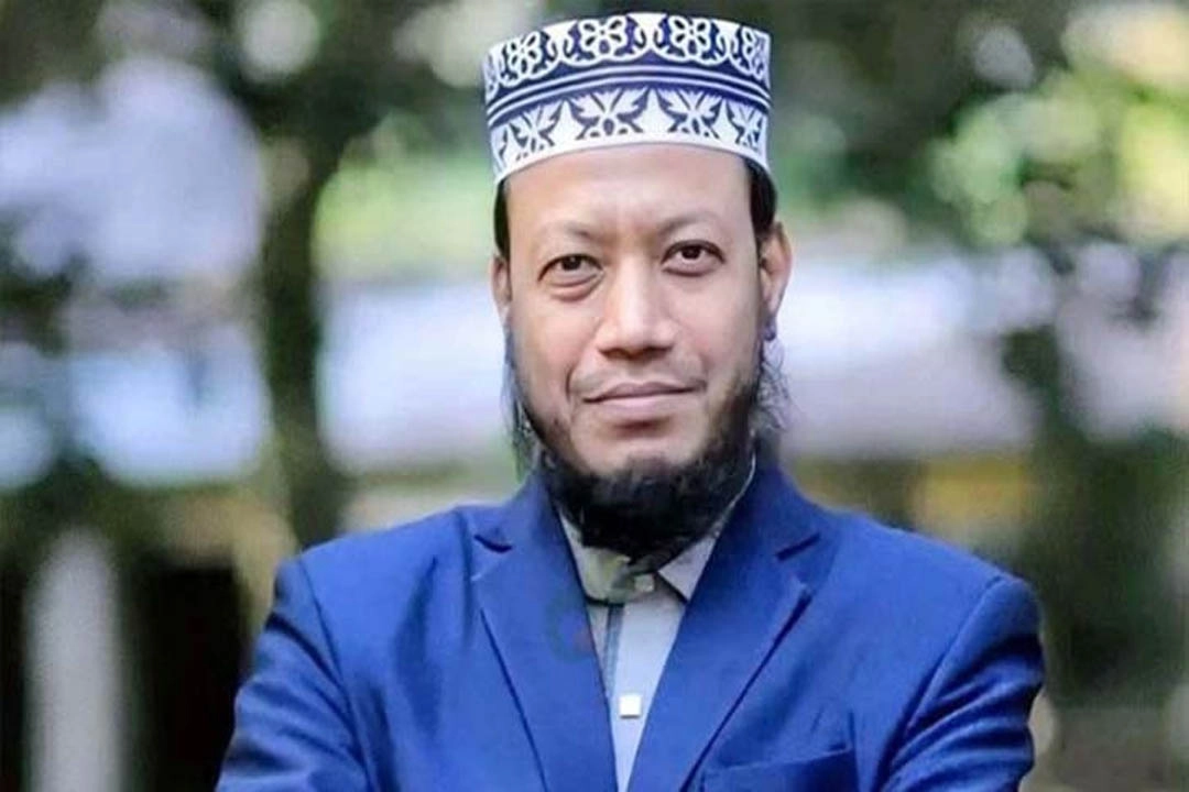 আমির হামজার বিরুদ্ধে যশোর ও মাগুরায় মানহানির মামলা। ছবি: সংগৃহীত