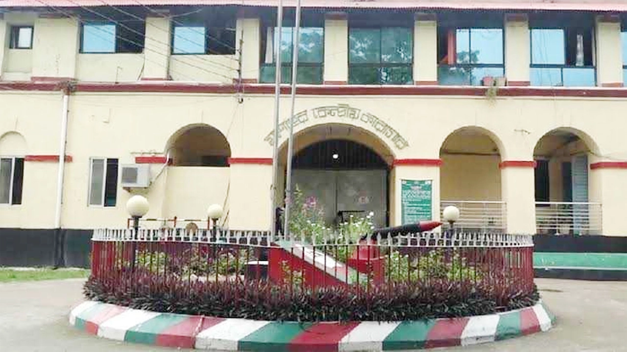 পোস্টাল ব্যালটে যশোর কারাগার থেকে ভোট দেবেন ১২৯ বন্দি