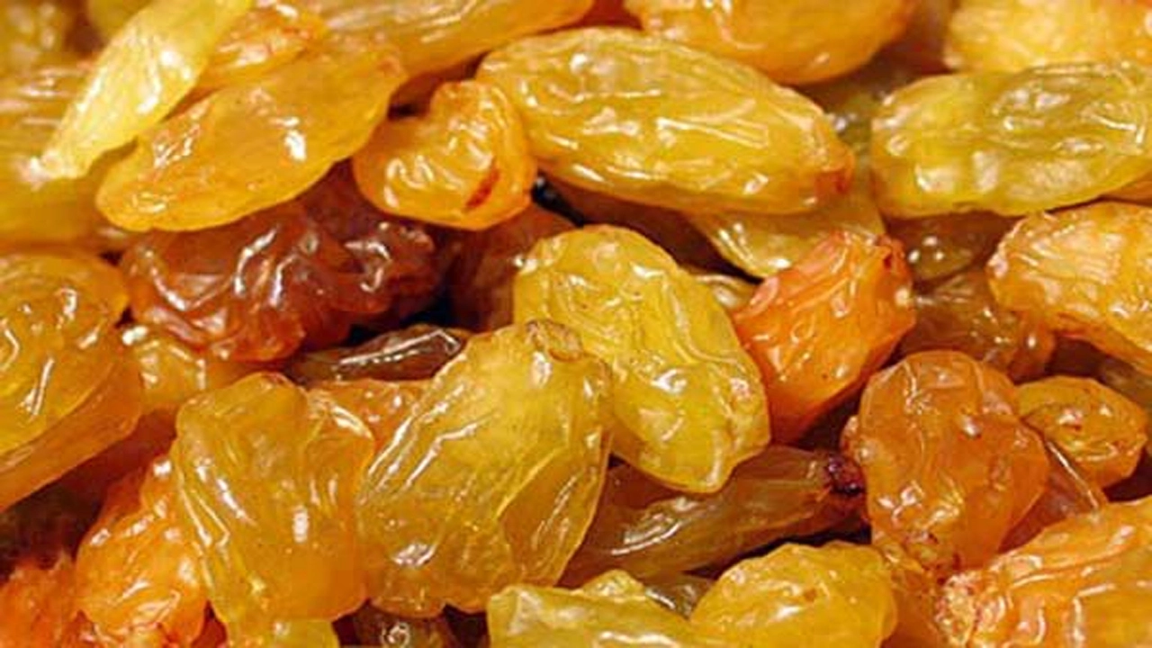 কিসমিসের উপকারিতা কী কী?