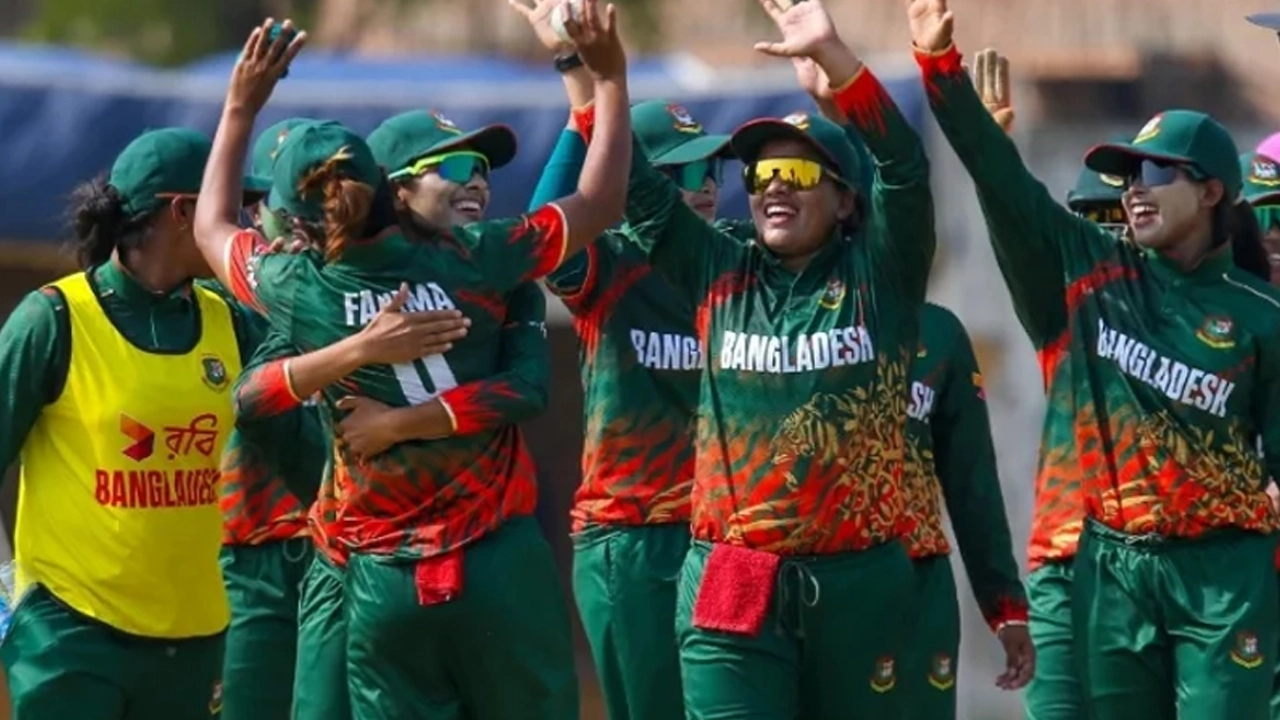 নারী টি-টোয়েন্টি বিশ্বকাপের বাছাইপর্বে থাইল্যান্ডকে ৩৯ রানে হারিয়ে বাংলাদেশ নারী ক্রিকেট দল। ছবি: বিসিবি