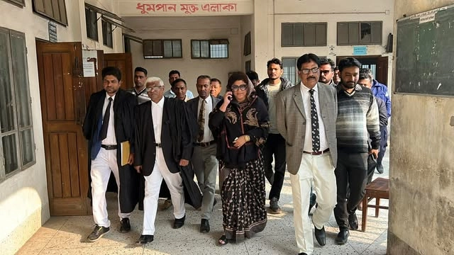 শোকজ থেকে অব্যাহতি পেলেন বিএনপির সাবিরা সুলতানা মুন্নী