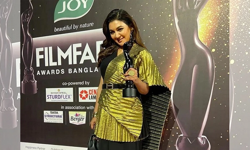 ভারতে সেরা অভিনেত্রীর পুরস্কার পেলেন জয়া আহসান