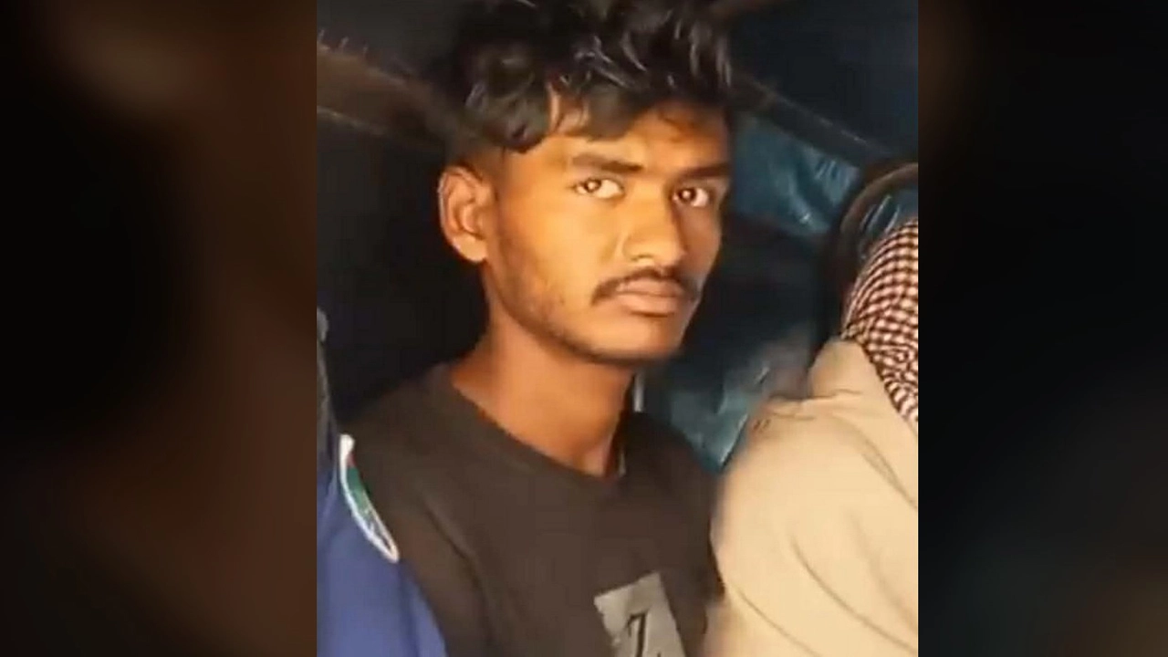 যশোরে শাশুড়িকে ছুরিকাঘাত, জামাই আটক । ছবি-গ্রামের কাগজ