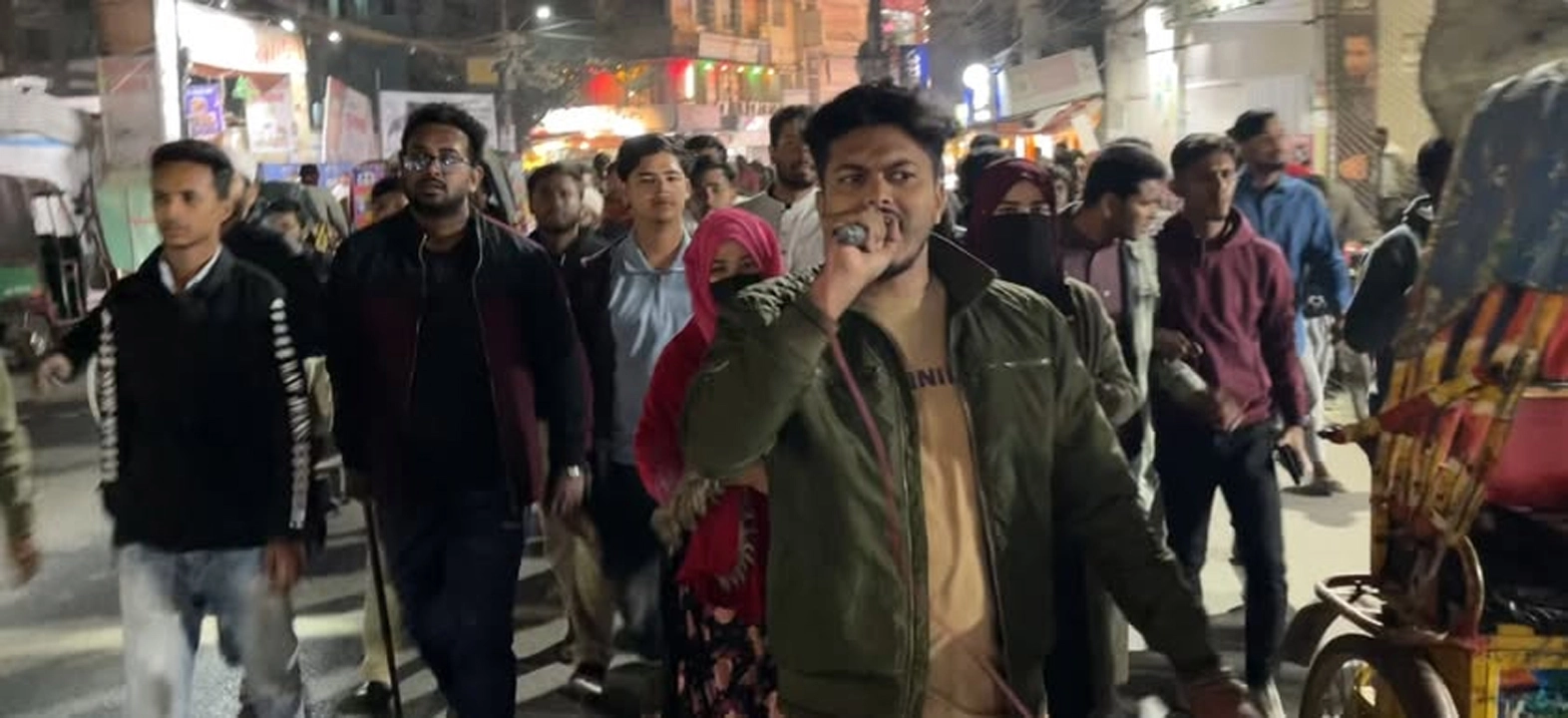 ইনকিলাব মঞ্চে হামলার প্রতিবাদে যশোরে বিক্ষোভ