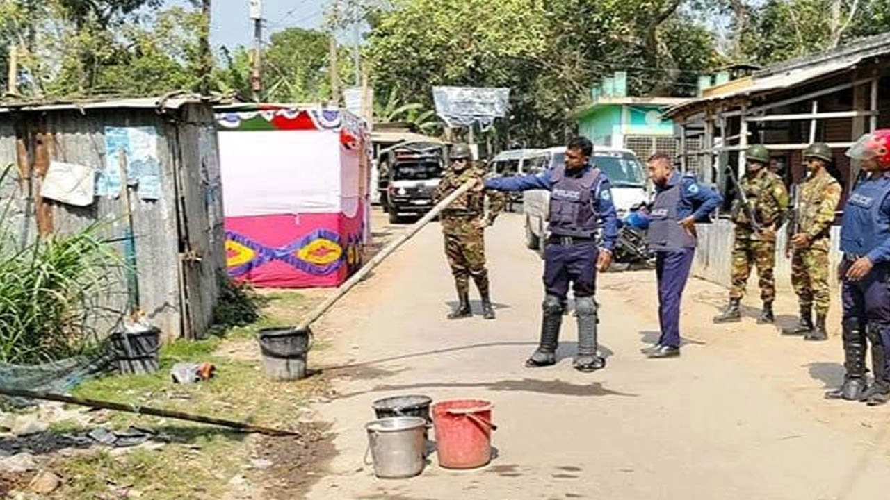 ভোটকেন্দ্রের নিকটে বোমাসদৃশ বস্তু, এলাকায় চাঞ্চল্য