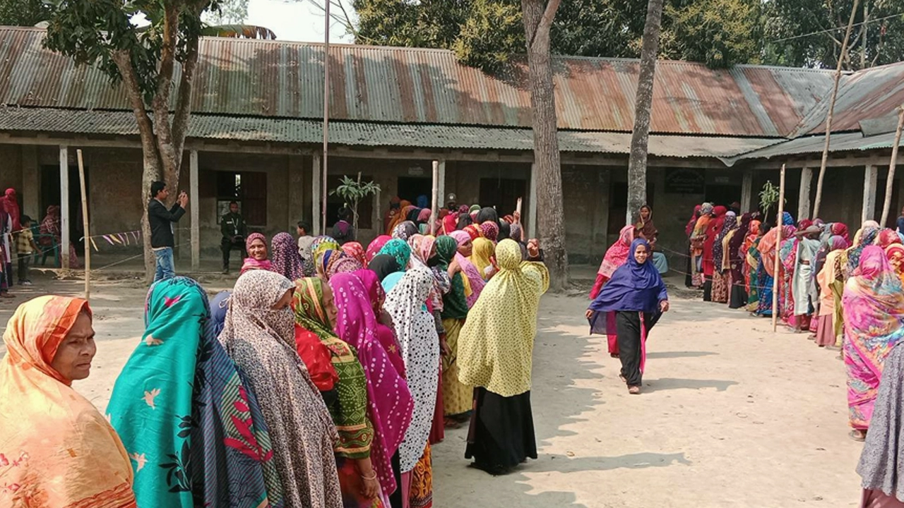 রংপুরে চলছে শান্তিপূর্ণ ভোটগ্রহণ