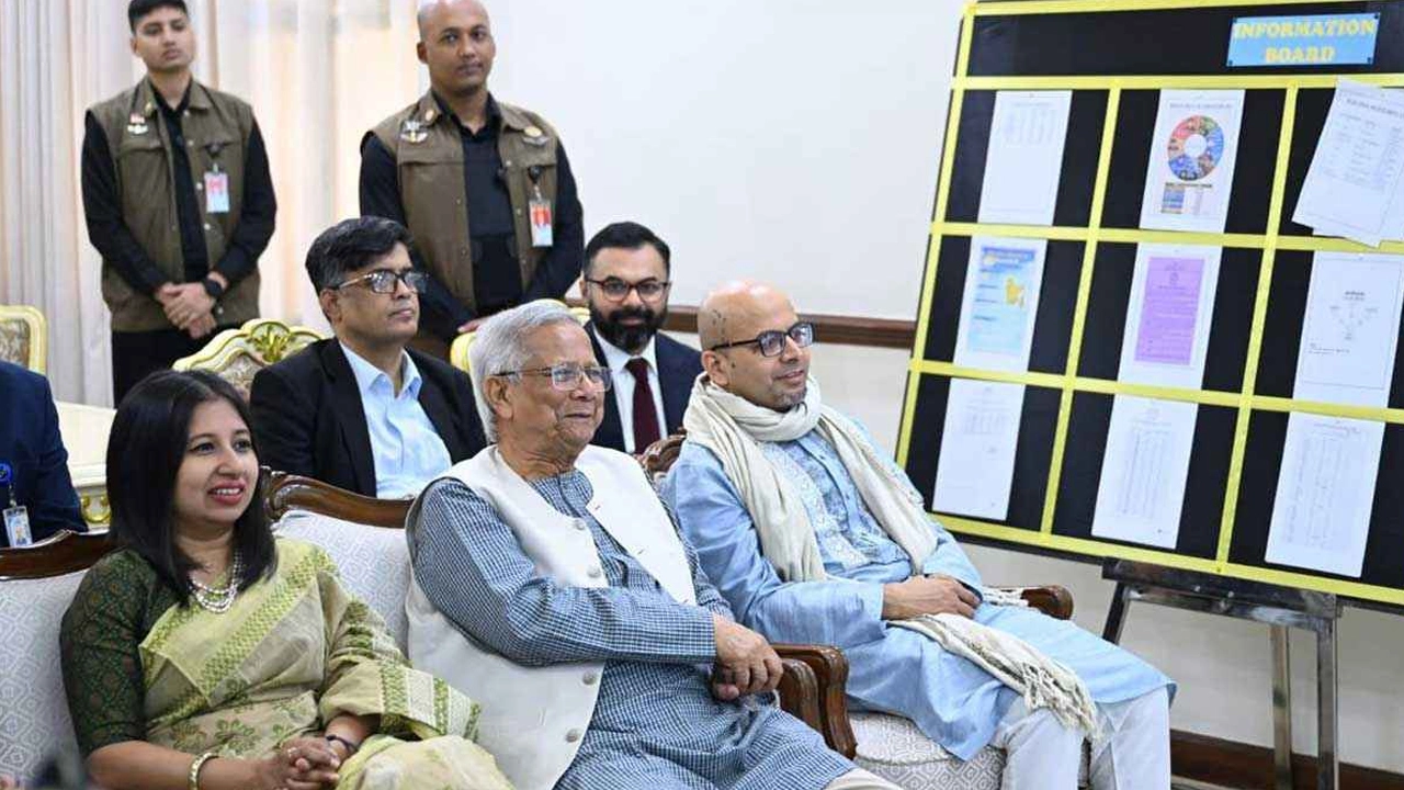 নির্বাচন উৎসবমুখর পরিবেশে সম্পন্ন হওয়ায় সমগ্র জাতিকে আন্তরিক অভিনন্দন ও কৃতজ্ঞতা জানিয়েছেন প্রধান উপদেষ্টা প্রফেসর মুহাম্মদ ইউনূস।