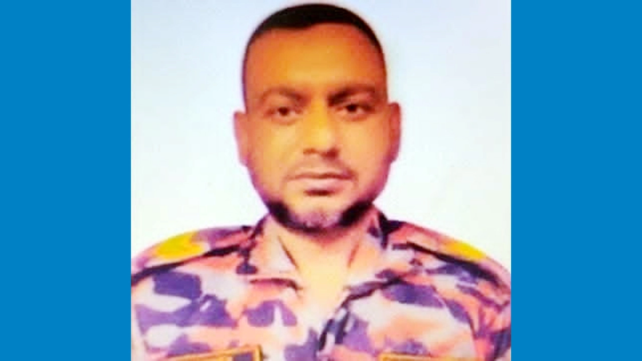 বগুড়ায় ট্রাকচাপায় ফায়ার ফাইটার নিহত, পৃথক দুর্ঘটনায় গুরুতর আহত ২