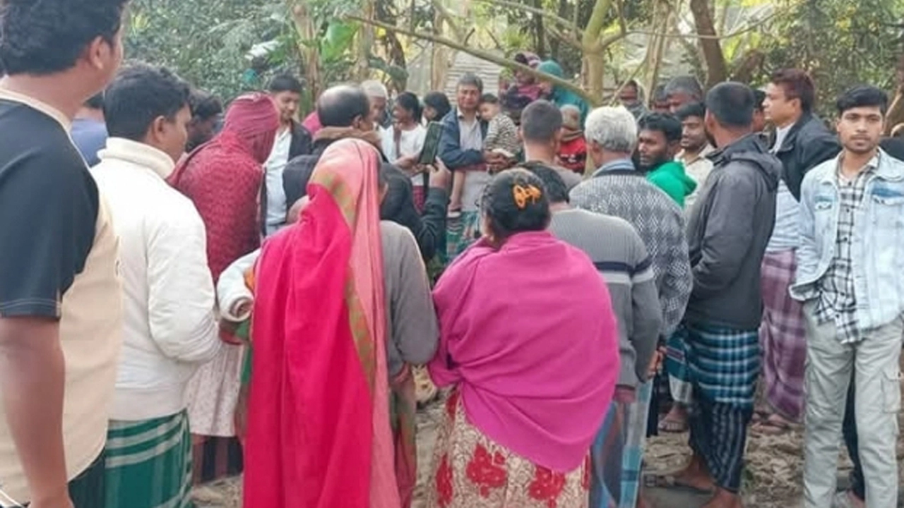 নওগাঁয় খাসির নামে কুকুরের মাংস বিক্রির অভিযোগ, দুই বিক্রেতা পলাতক
