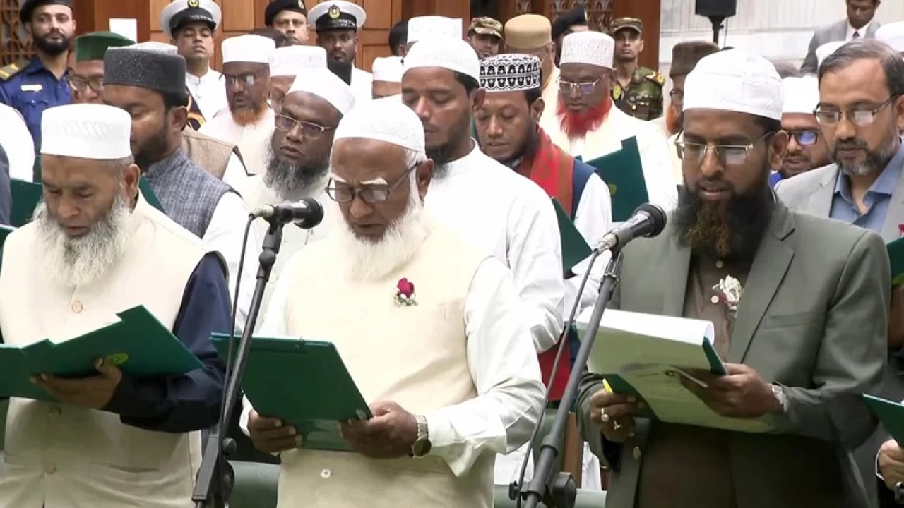 শপথ নিলেন জামায়াতে ইসলামীর সংসদ সদস্যরা