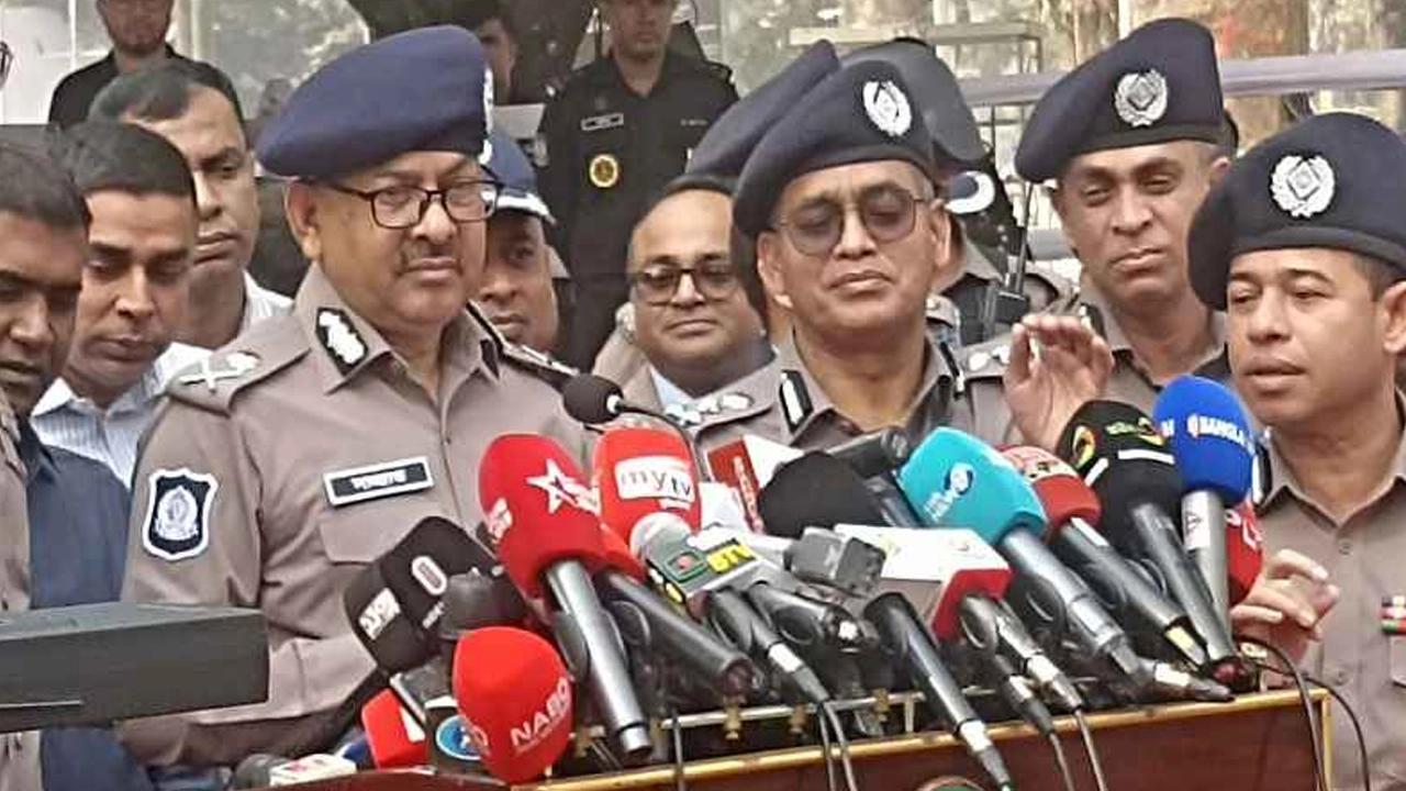 ‘মাতৃভাষা দিবস উপলক্ষে ঢাকায় ১৫ হাজার পুলিশ মোতায়েন থাকবে’