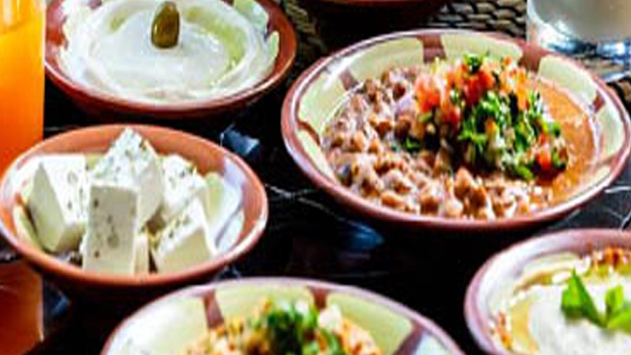 হাদিস অনুযায়ী সেহরি খাওয়ার নিয়ম ও গুরুত্ব