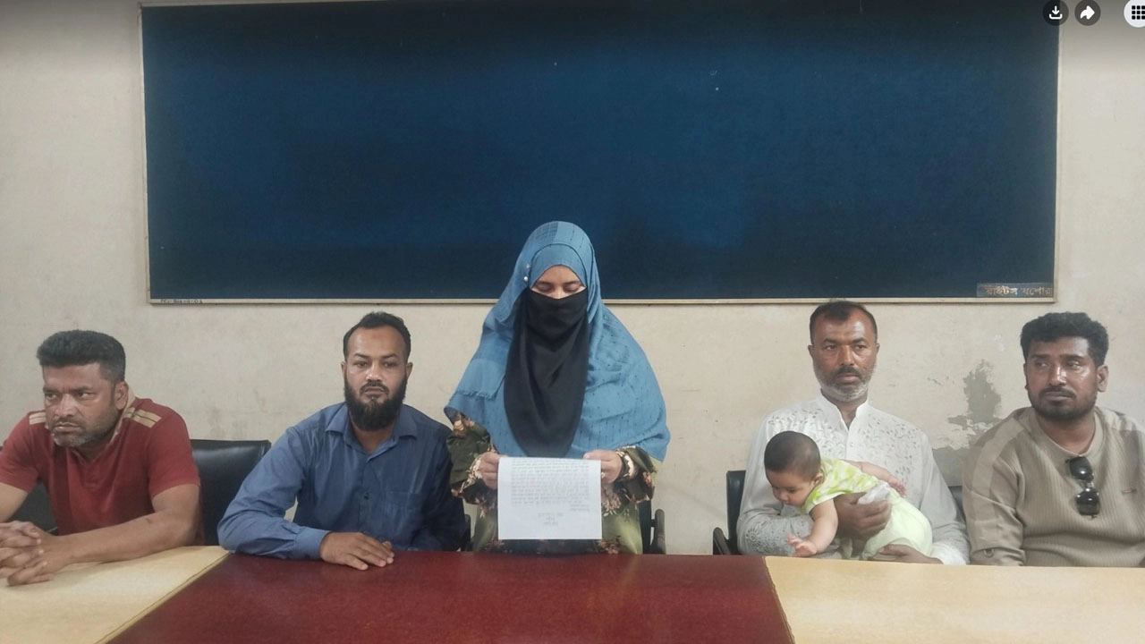 প্রাণনাশের হুমকির অভিযোগে সংবাদ সম্মেলন করেছেন মোছা. মাছুদা পারভীন মিমি ।  ছবি-গ্রামের কাগজ
