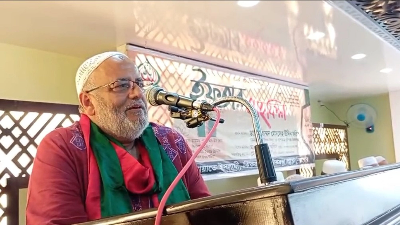 ঝিকরগাছা স্বাস্থ্য কমপ্লেক্স ১০০ শয্যায় উন্নীত করা হবে ঘোষণা এমপি ডা. মসলেহ উদ্দীন ফরিদের।  ছবি: প্রতিনিধি