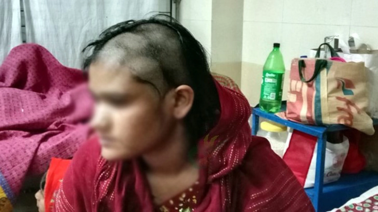 ঝিনাইদহে গৃহবধূর উপর যৌতুক নির্যাতনের অভিযোগ। ছবি: প্রতিনিধি