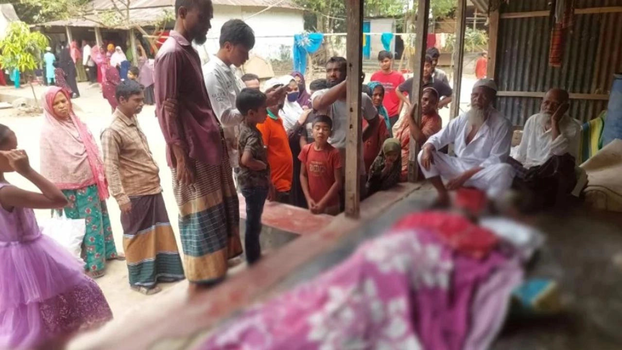নড়াইলের লোহাগড়া উপজেলায় ট্রেনের নিচে কাটা পড়ে আমিনুর রহমান ওরফে চাঁন মিয়া নিহত। ছবি: প্রতিনিধি