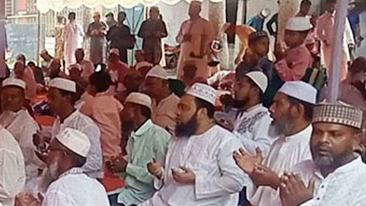 সৌদির সঙ্গে মিল রেখে চাঁদপুরে অর্ধশতাধিক গ্রামে ঈদুল ফিতর উদযাপন