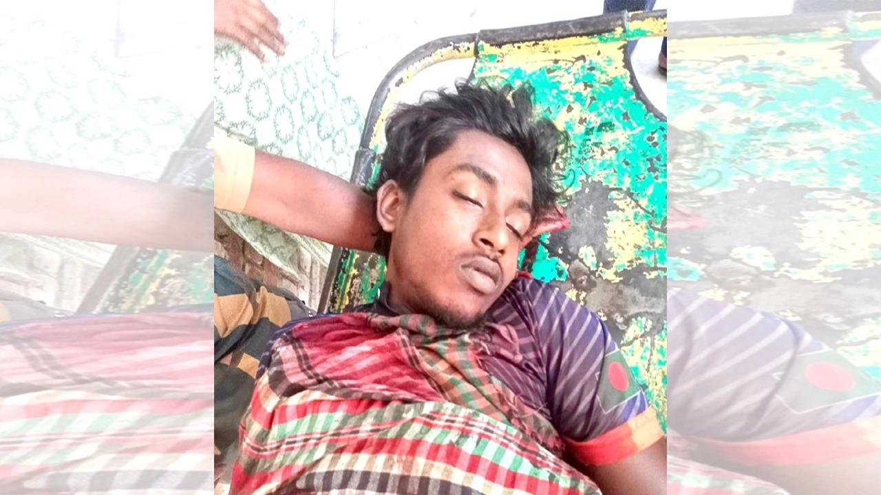 মোহনপুরে ছুরিকাঘাতে যুবক নিহত