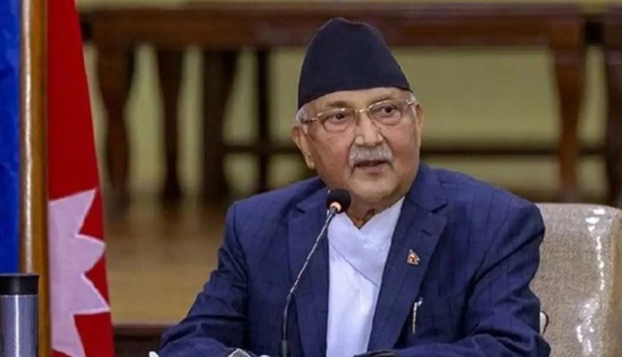 নেপালের ক্ষমতাচ্যুত সাবেক প্রধানমন্ত্রী কেপি শর্মা ওলিকে গ্রেফতার করেছে দেশটির পুলিশ। ছবি: সংগৃহীত