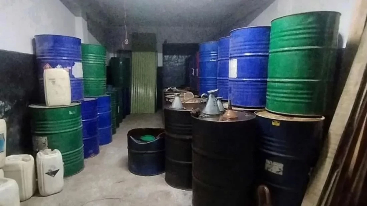 মেহেরপুরে ৫ হাজার ৩৭৫ লিটার ডিজেল জব্দ