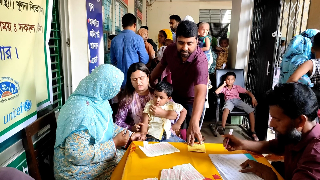 হামের হটস্পট যশোরে জরুরি টিকাদান শুরু, লক্ষ্যমাত্রা ৯১ হাজার