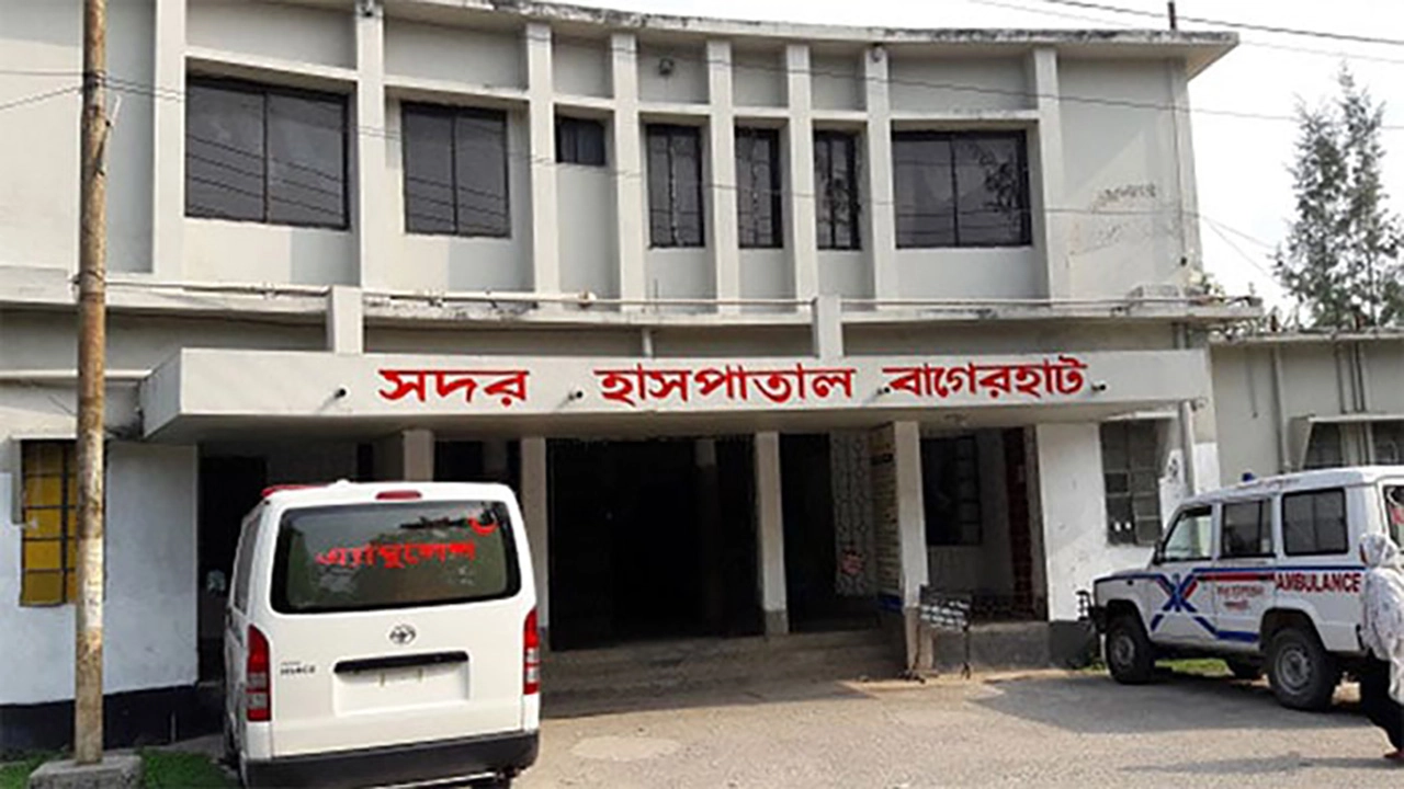 বাগেরহাটে শিশু ওয়ার্ডে রোগীর চাপ দ্বিগুণ । ছবি : সংগ্রহীত