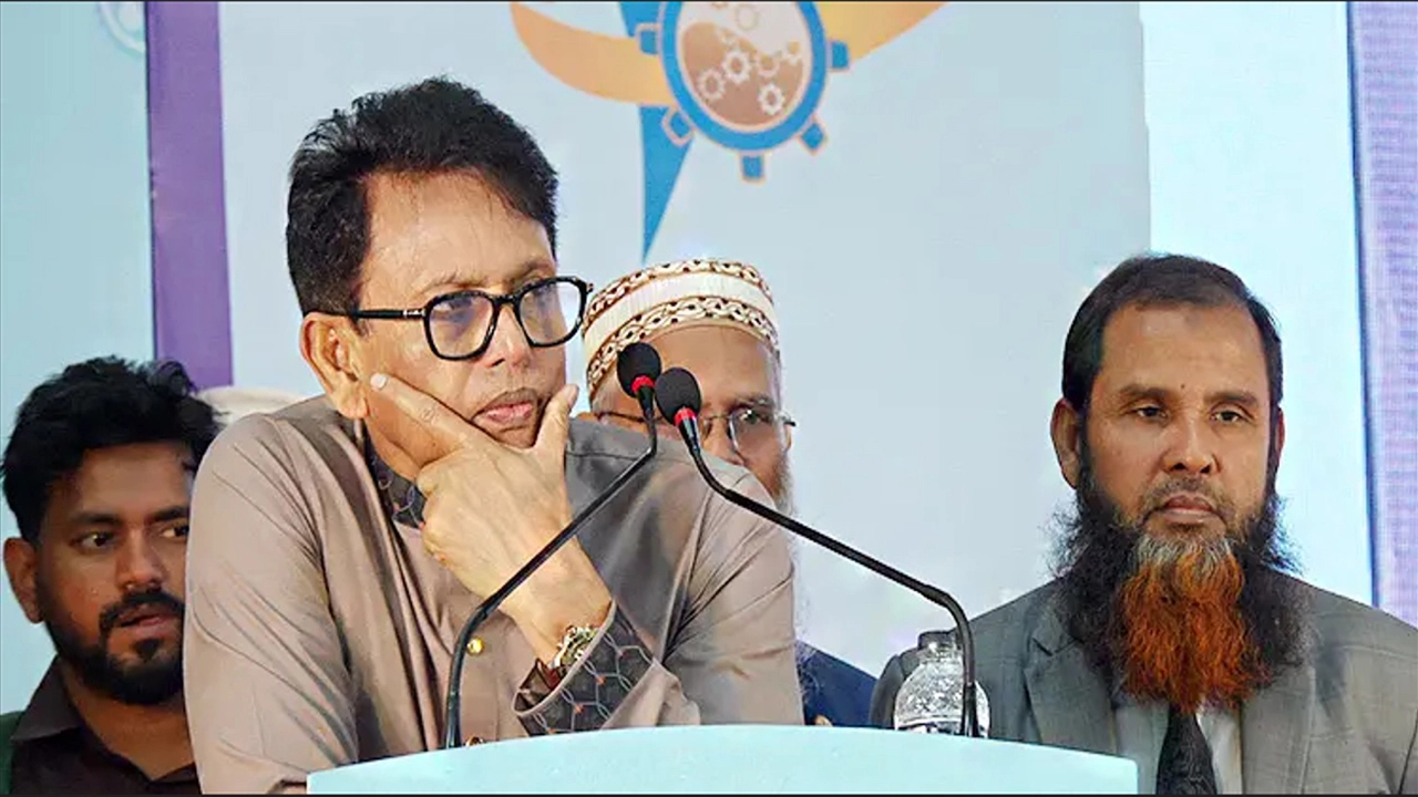 দেশে দক্ষ কর্মক্ষম মানুষের সংকট রয়েছে বলে মন্তব্য করেছেন শিক্ষামন্ত্রী ড. আ ন ম এহসানুল হক মিলন।