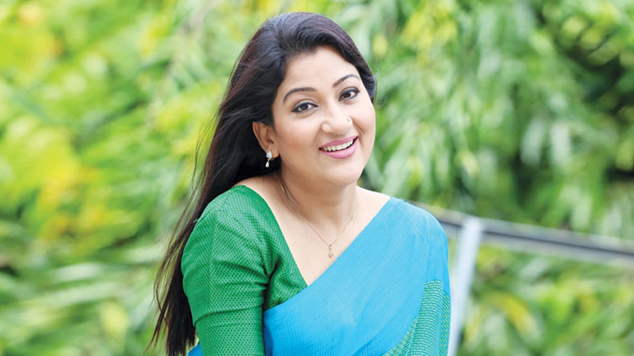 অভিনেত্রী দীপা খন্দকার