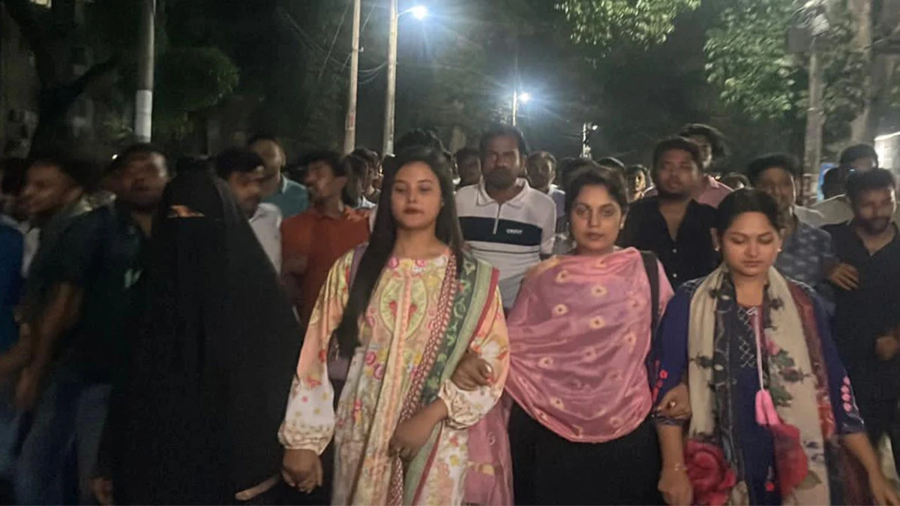 চট্টগ্রাম সিটি কলেজ সংঘর্ষের প্রতিবাদে রাবিতে ছাত্রদলের বিক্ষোভ
