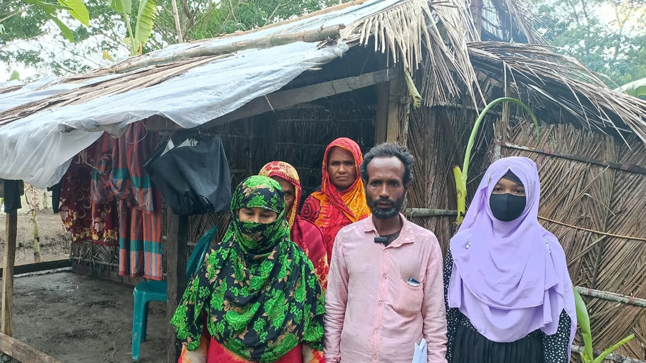 মোরেলগঞ্জে দিন মজুর একটি পরিবারকে ভিটে মাটি থেকে উচ্ছেদে মরিয়া প্রভাবশালী মহল